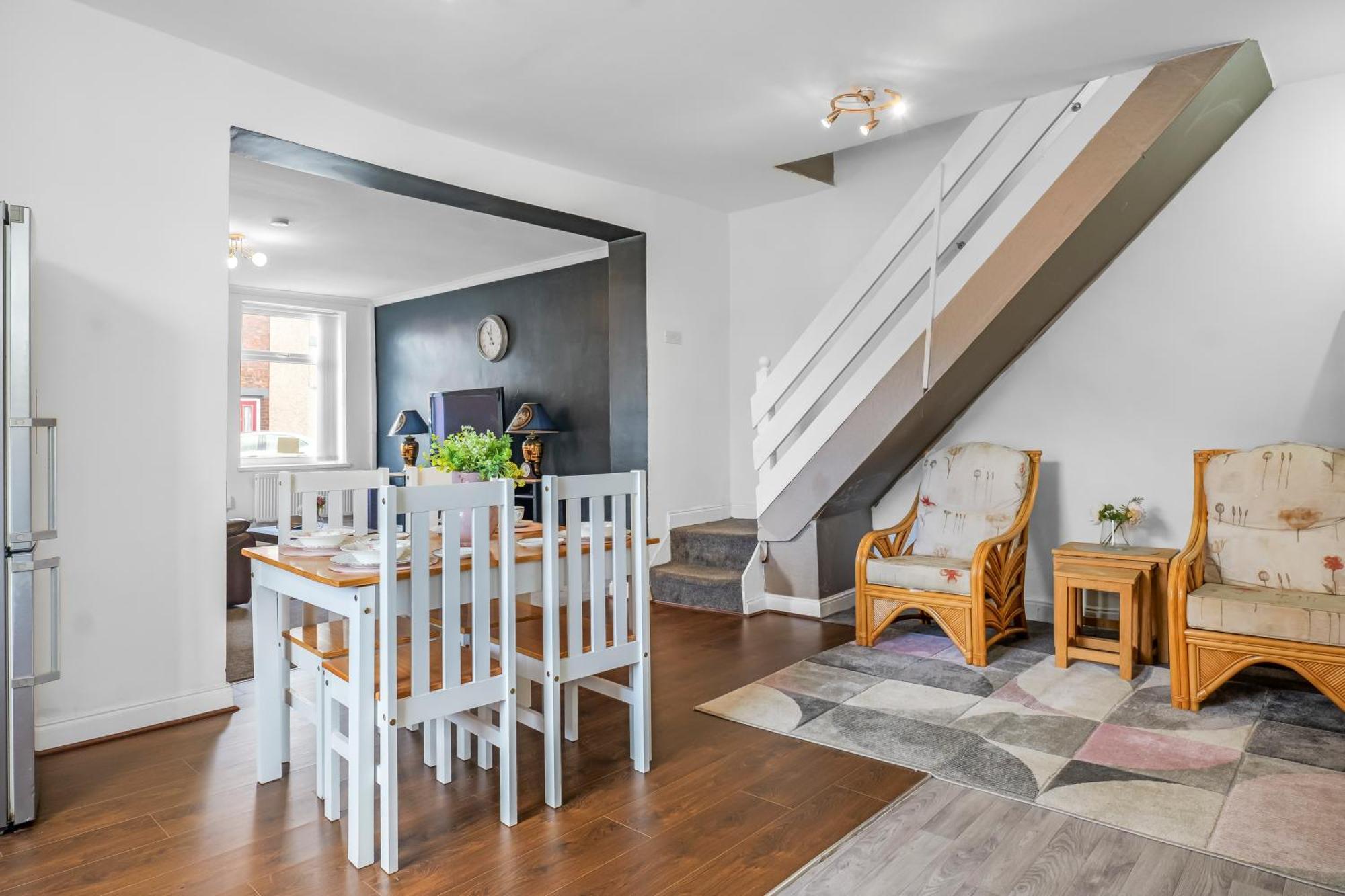 Rochdale 3 Bedroom House 2 Bath With Free Parking Sleeps 7 Exterior foto
